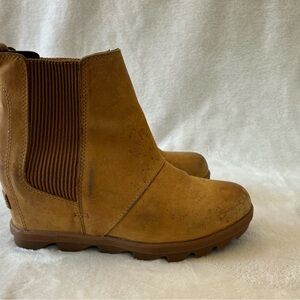 Sorel Brown Suede Wedge Ankle Boots